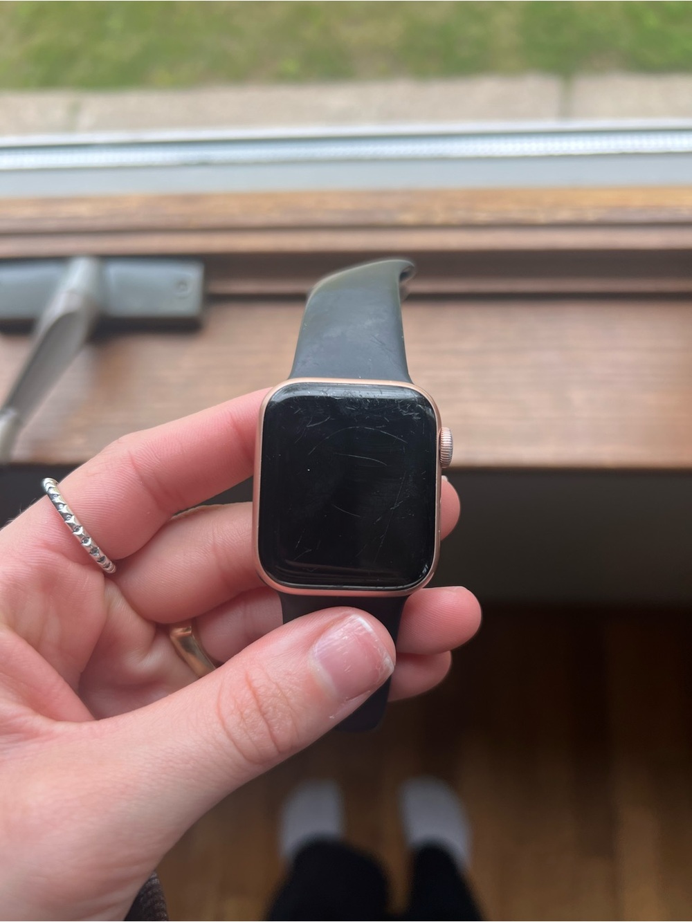 Apple Watch - Picture 2 of 3